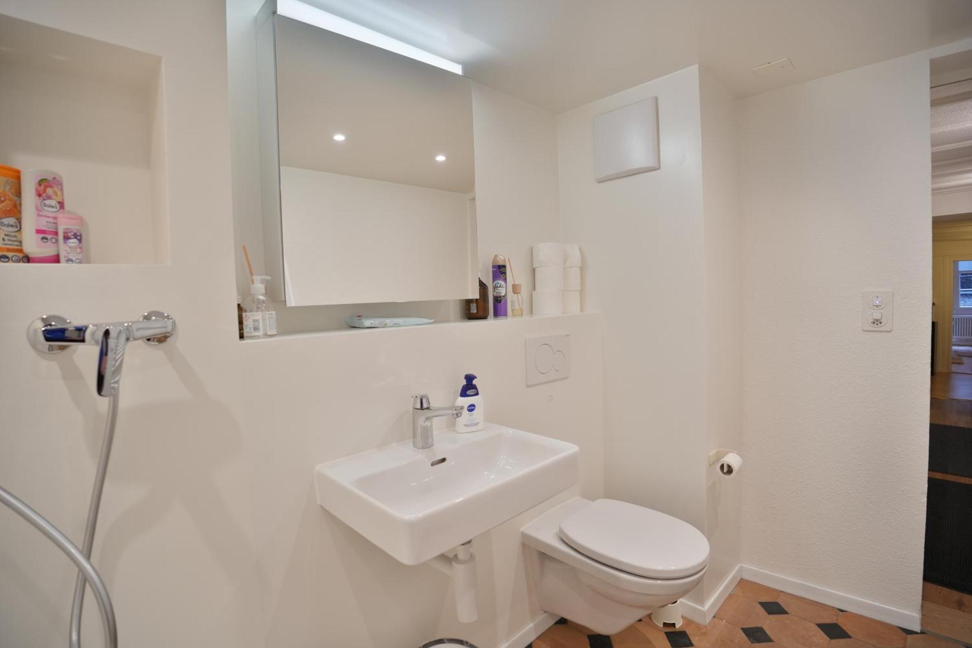 Cozy City Center, 4 Bedroom- 120Sq, 5Min Walk To Main Station Basel Exterior foto